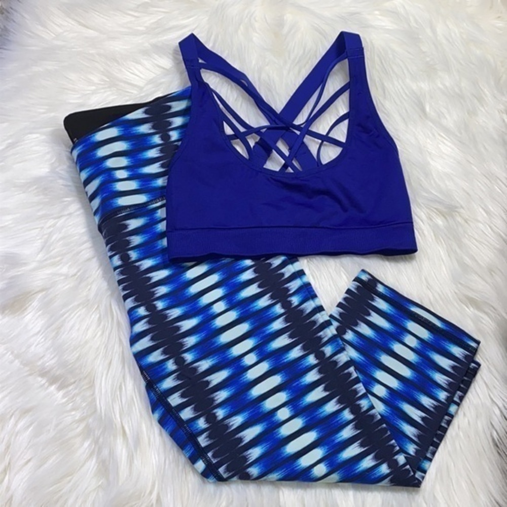 VSX OUTFIT 2PCS Set💕Victoria’s Secret Sport Leggings & Sports Bra Set LIKE NEW!